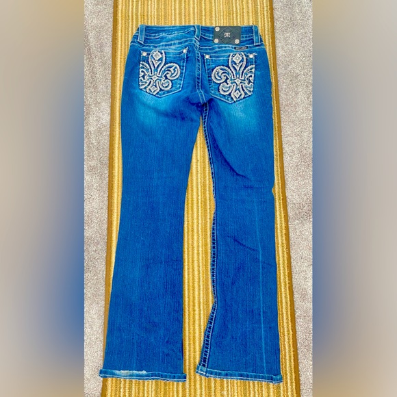 Miss Me boot cut jeans - Picture 1 of 3